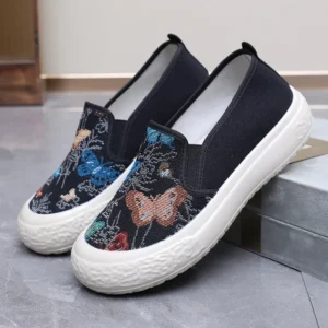 Spring and summer new women's white shoes lazy shoes casual versatile Korean version Le Fu shoes breathable thick sole fashionab