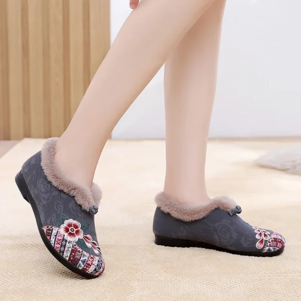2024 Winter Cotton Shoes Embroidered Bag with Middle-aged and Elderly Warm Ethnic Wind Comfortable Soft Sole Mother Cotton Shoes - Image 5