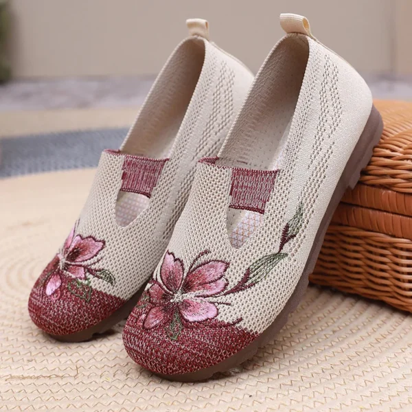 Women's Summer Shoes 2025 New Casual Shoes Embroidered Breathable Flat Shoes Comfortable Soft Sole Shoes Non-slip Women's Shoes - Image 2