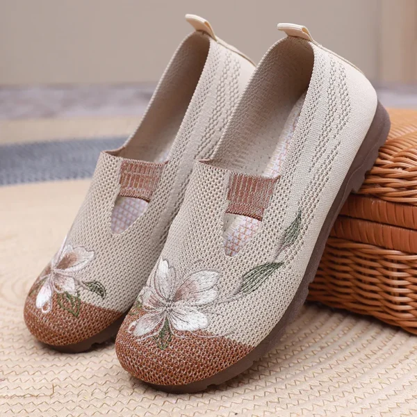 Women's Summer Shoes 2025 New Casual Shoes Embroidered Breathable Flat Shoes Comfortable Soft Sole Shoes Non-slip Women's Shoes - Image 3
