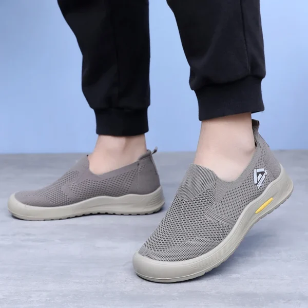 New Men's sneaker Men's Flat Shoes Casual Non-slip Men's Shoes Outdoor Soft Comfortable Home Shoes Comfortable Men's Shoes - Image 8