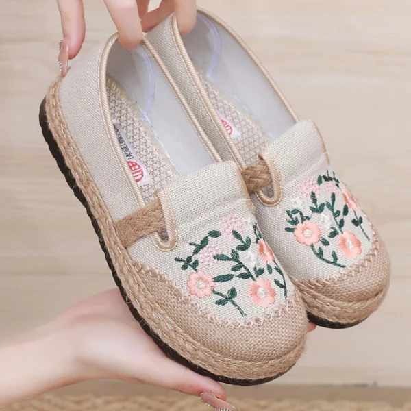 Women's Casual Shoes Summer Breathable Comfortable Embroidered Women's Shoes Canvas Shoes Embroidered Casual Shoes Flat Shoes - Image 3