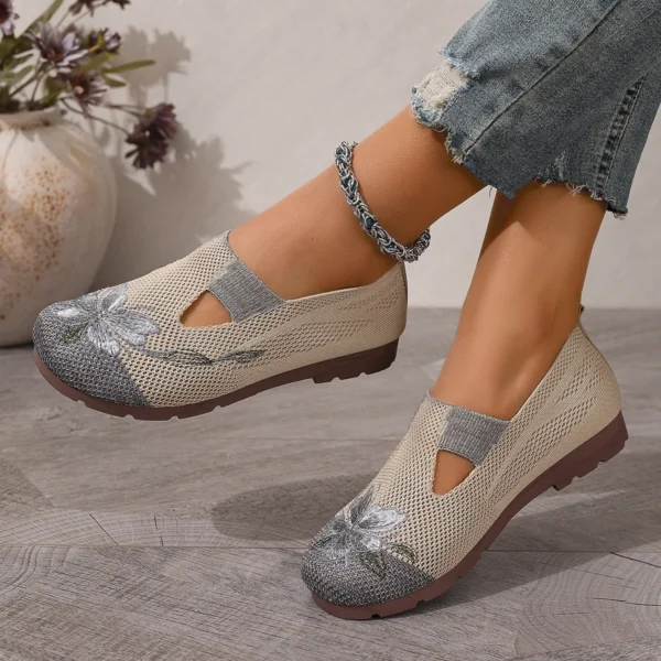 Women's Summer Shoes 2025 New Casual Shoes Embroidered Breathable Flat Shoes Comfortable Soft Sole Shoes Non-slip Women's Shoes - Image 7