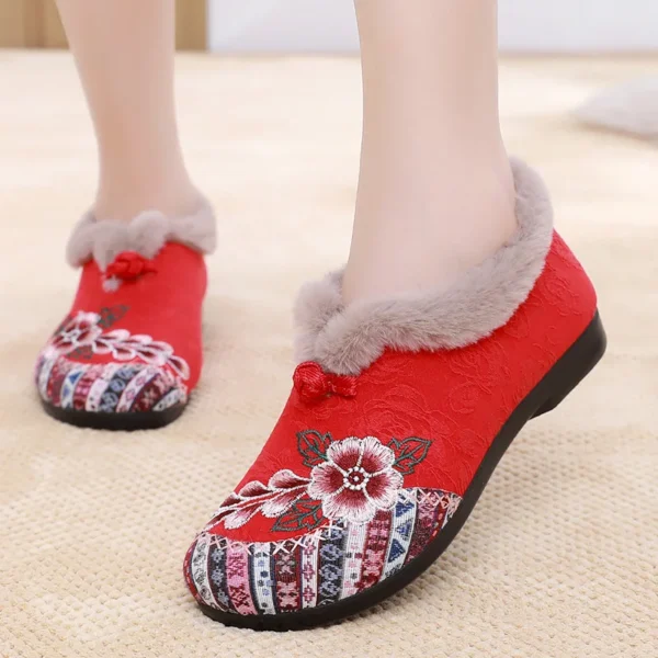 2024 Winter Cotton Shoes Embroidered Bag with Middle-aged and Elderly Warm Ethnic Wind Comfortable Soft Sole Mother Cotton Shoes - Image 6